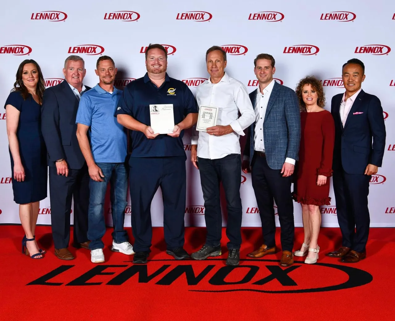 Champion Air team accepting the Dave Lennox Award